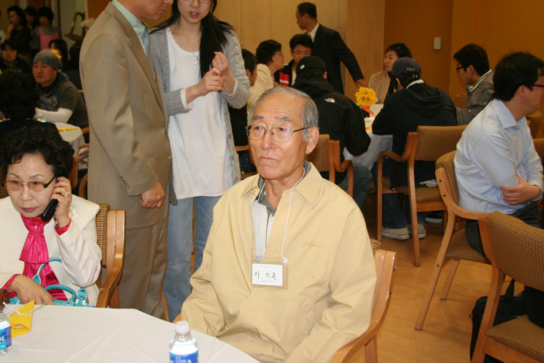 041209-easter (24).jpg